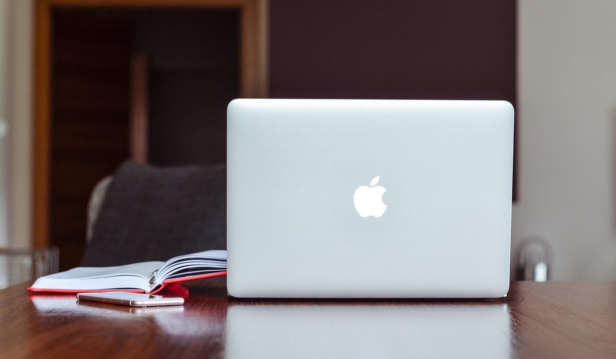 Clever Storage Ideas for Cables and Chargers